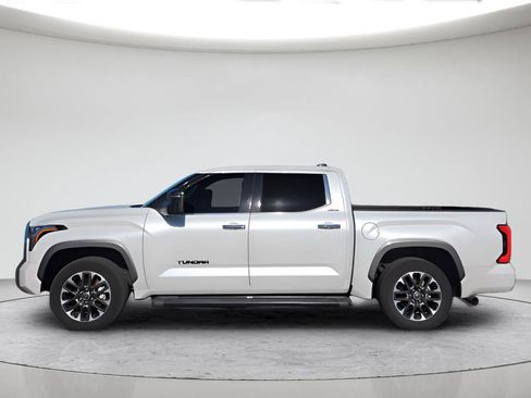 Used 2023 Toyota Tundra Limited AWD/4WD image 8