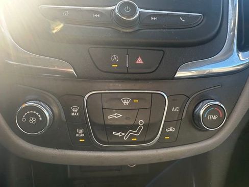 Used 2024 Chevrolet Equinox LS w/ Midnight Edition image 10