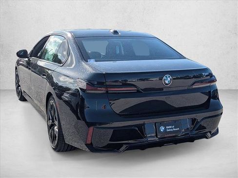 New 2026 BMW 740i w/ Premium Package RWD image 8
