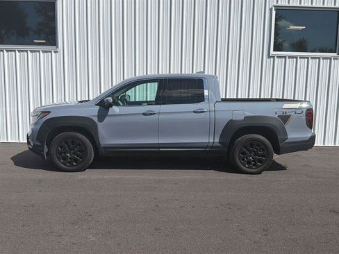 Used 2023 Honda Ridgeline RTL-E image 2