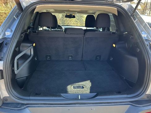 Used 2015 Jeep Cherokee Latitude w/ Comfort/Convenience Group image 14