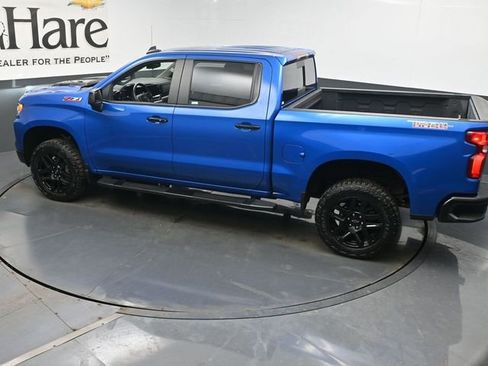 Used 2022 Chevrolet Silverado 1500 LT Trail Boss w/ LT Trail Boss Premium Package image 39