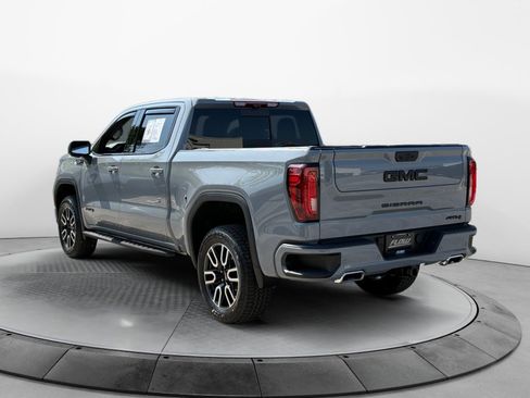 Used 2025 GMC Sierra 1500 AT4 w/ AT4 Premium Package AWD/4WD image 5