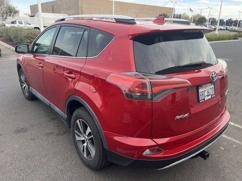 Used 2016 Toyota RAV4 XLE image 7