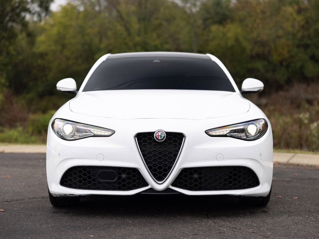 Used 2022 Alfa Romeo Giulia Ti w/ Active Assist Plus Package RWD image 10
