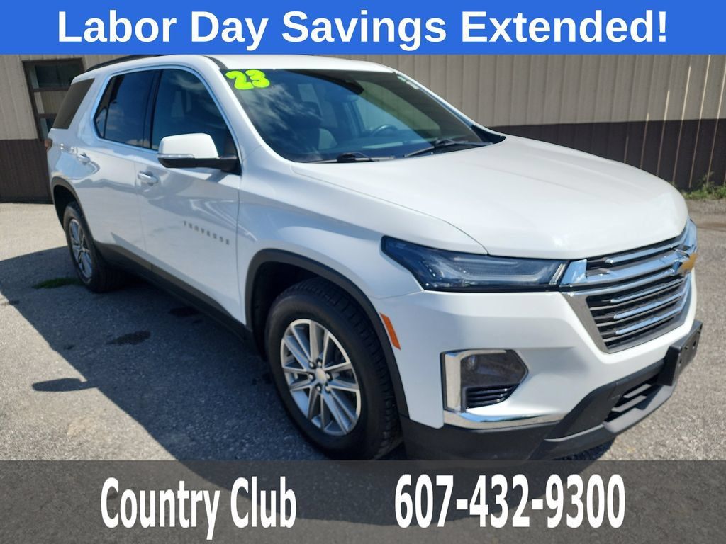 Used 2023 Chevrolet Traverse LT AWD/4WD image 2