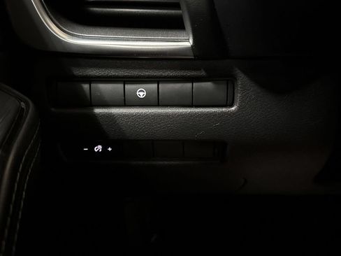 Used 2021 Nissan Rogue SV FWD image 18