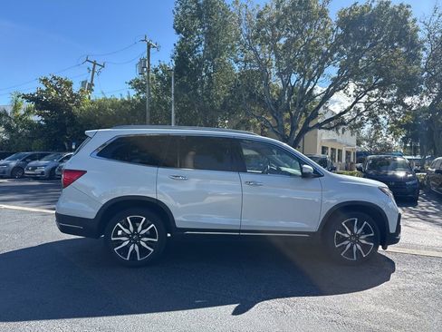 Used 2021 Honda Pilot Elite image 4