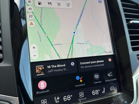 Used 2024 Volvo XC90 B5 Core w/ Protection Package Premier image 38