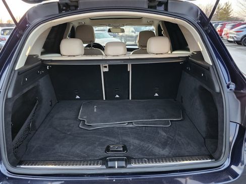 Used 2017 Mercedes-Benz GLC 300 w/ Premium 1 Package image 22