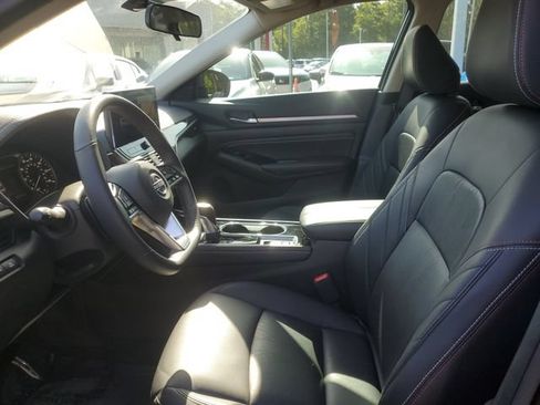 Certified 2023 Nissan Altima 2.5 SR w/ SR Premium Package AWD/4WD image 14