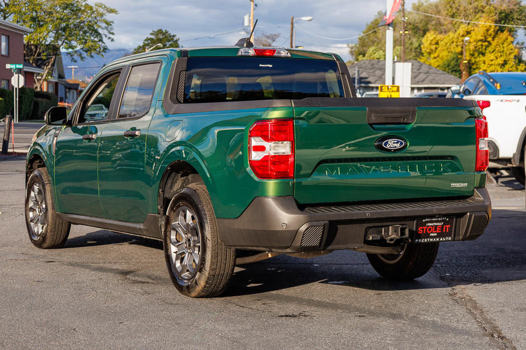Used 2025 Ford Maverick XLT w/ Equipment Group 301A AWD/4WD image 14
