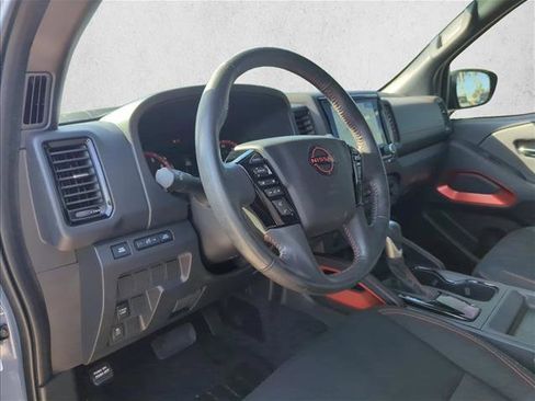 Used 2024 Nissan Frontier Pro-X RWD image 11