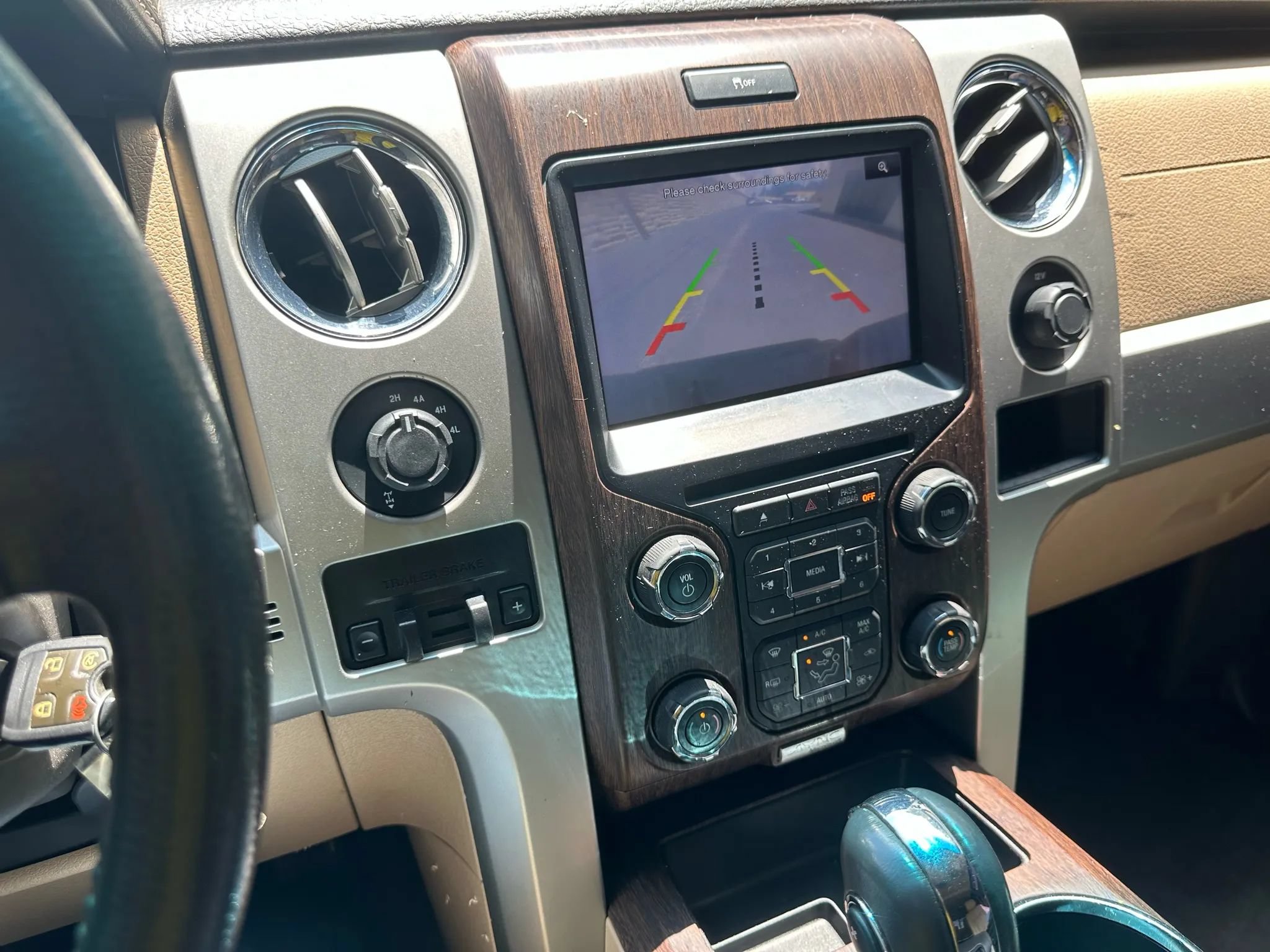 Used 2013 Ford F150 Lariat w/ Mid Equipment Group AWD/4WD image 36