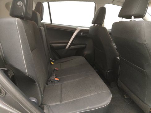 Used 2017 Toyota RAV4 XLE image 19