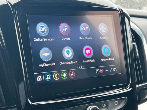 Used 2023 Chevrolet Traverse LT image 30