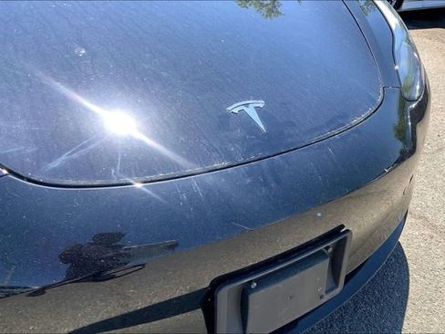 Used 2023 Tesla Model 3 Standard Range RWD image 6
