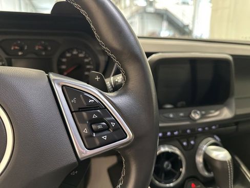 Used 2023 Chevrolet Camaro LT w/ Technology Package image 16