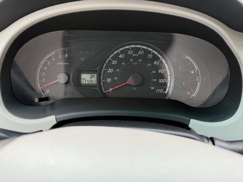 Used 2011 Toyota Sienna LE image 12