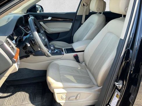Used 2018 Audi Q5 2.0T Premium image 12