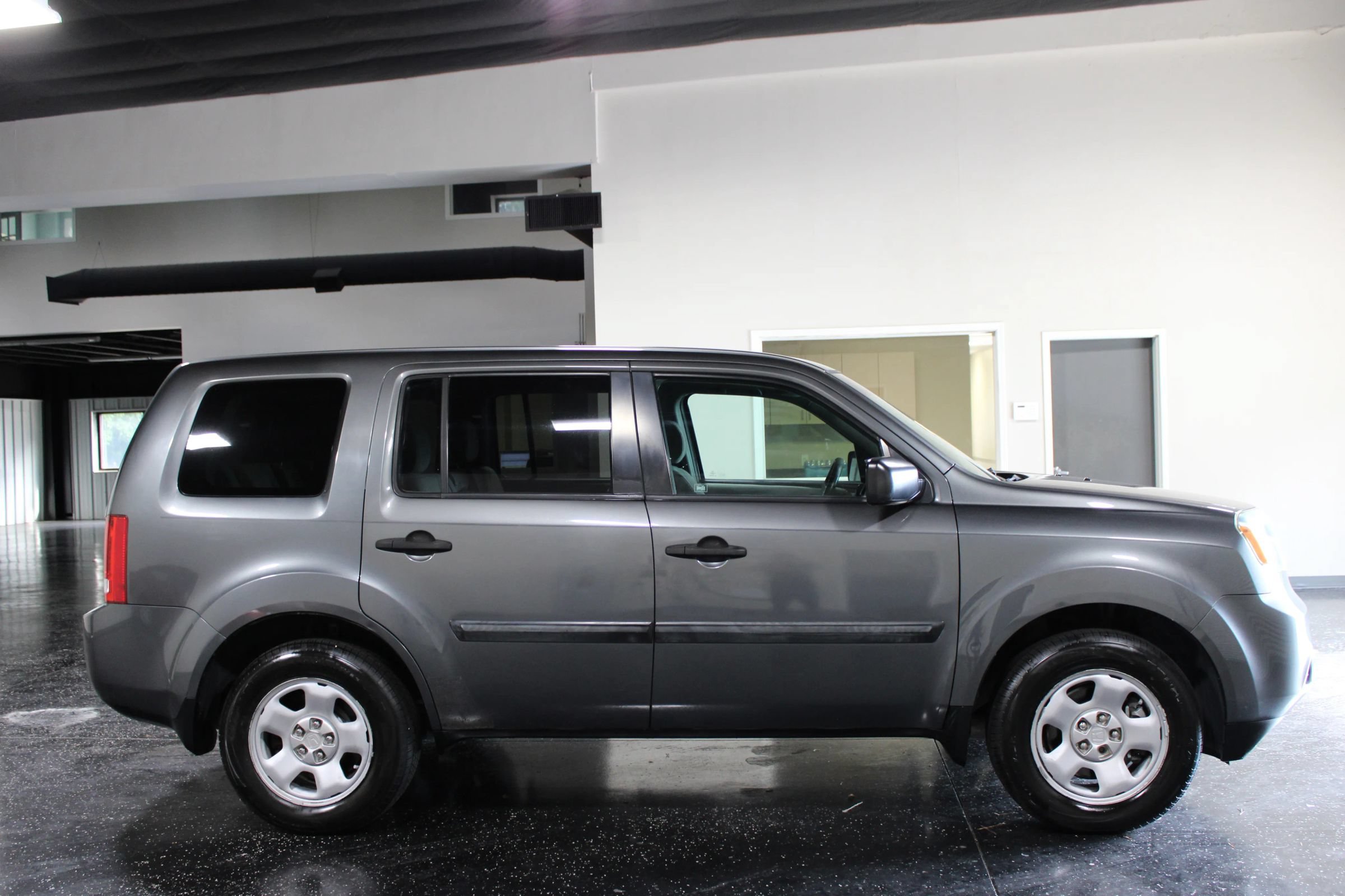 Used 2012 Honda Pilot LX image 2