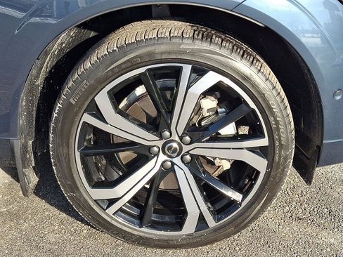 Certified 2025 Volvo XC60 T8 Ultra w/ Protection Package Premier image 8