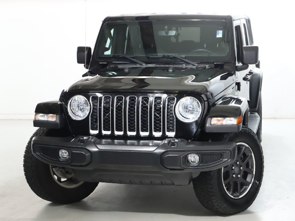 Used 2022 Jeep Gladiator Overland w/ Trailer Tow Package AWD/4WD image 3