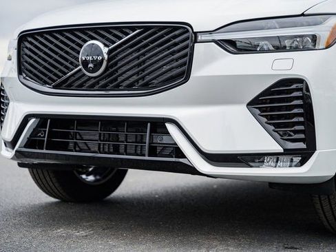 New 2026 Volvo XC60 B5 Plus w/ Protection Package Premier image 15