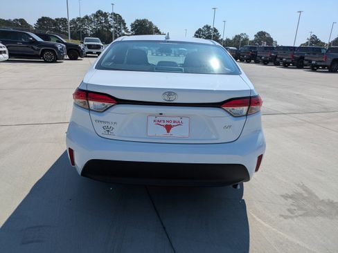 Certified 2023 Toyota Corolla LE image 6