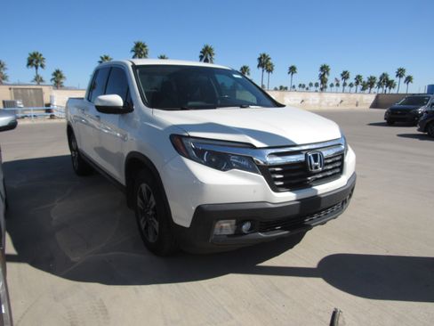 Used 2017 Honda Ridgeline RTL image 2