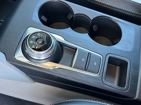 New 2025 Ford Escape SE w/ PHEV Premium Package image 23