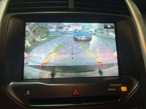 Used 2013 Ford Edge SEL image 15