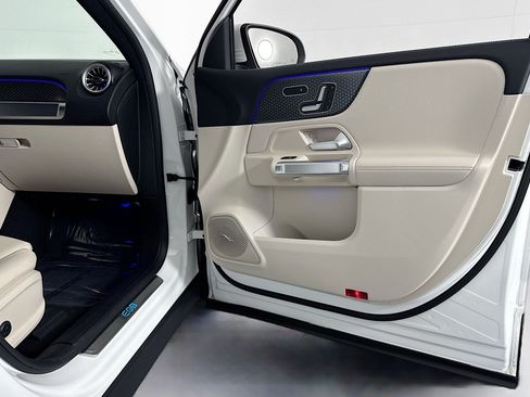 Certified 2024 Mercedes-Benz EQB 250+ image 24