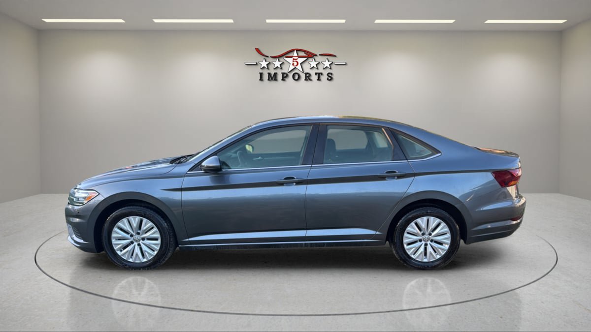 Used 2019 Volkswagen Jetta S w/ Driver Assistance Package FWD image 2