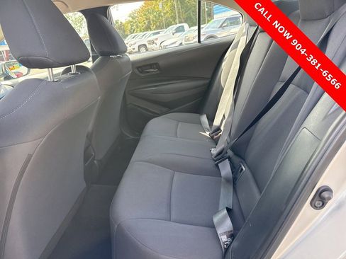 Used 2022 Toyota Corolla LE image 15