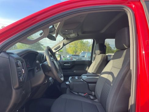 Used 2024 Chevrolet Silverado 1500 Custom w/ Turbomax Blackout Package image 10