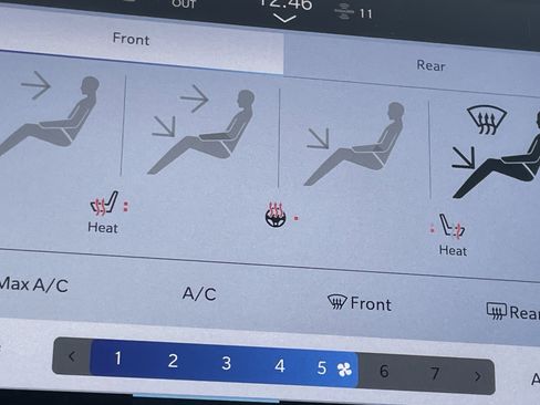 Used 2024 Chrysler Pacifica Touring-L image 29