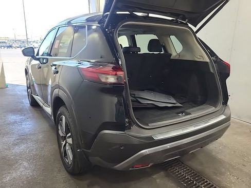 Used 2023 Nissan Rogue SL w/ SL Premium Package AWD/4WD image 3