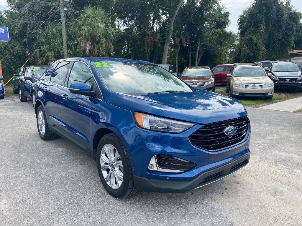 Used 2022 Ford Edge Titanium w/ Equipment Group 301A AWD/4WD image 5