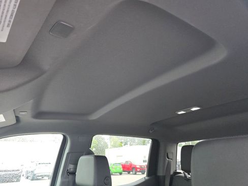 Certified 2025 GMC Sierra 1500 SLT AWD/4WD image 21