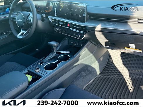 New 2026 Kia K5 LXS image 13