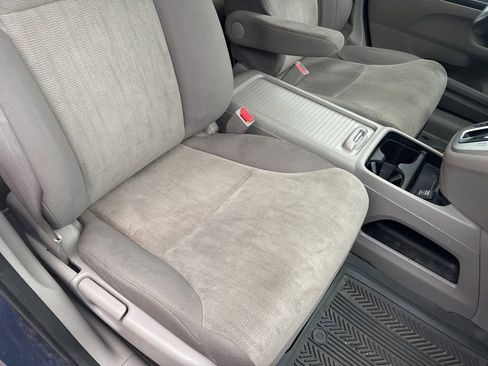 Used 2013 Honda CR-V LX image 26