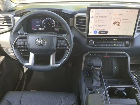 Used 2023 Toyota Tundra Limited AWD/4WD image 15