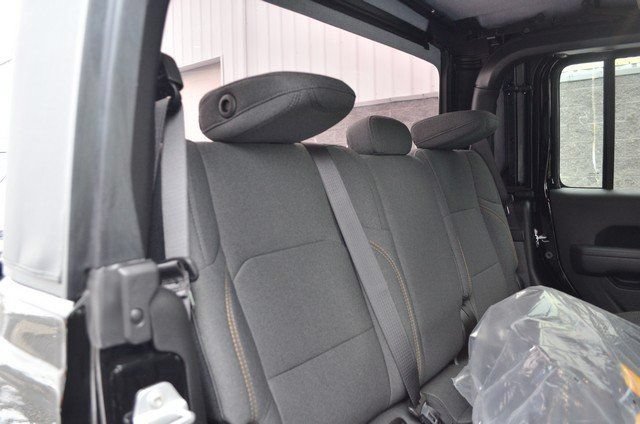 New 2026 Jeep Gladiator Sport AWD/4WD image 33