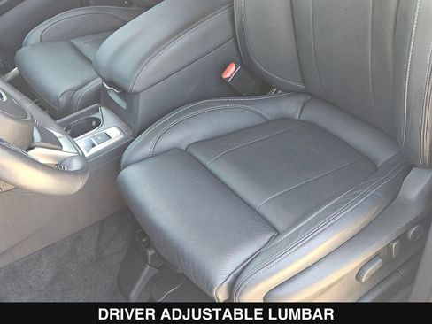 Used 2023 Subaru Ascent Touring w/ Popular Package #2A AWD/4WD image 15