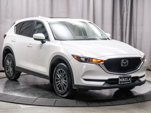 Used 2019 MAZDA CX-5 Touring image 5
