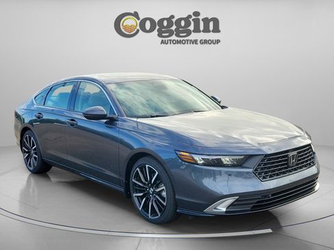 New 2026 Honda Accord Touring image 7