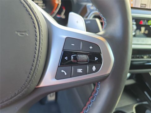 Used 2024 BMW X4 M40i image 32