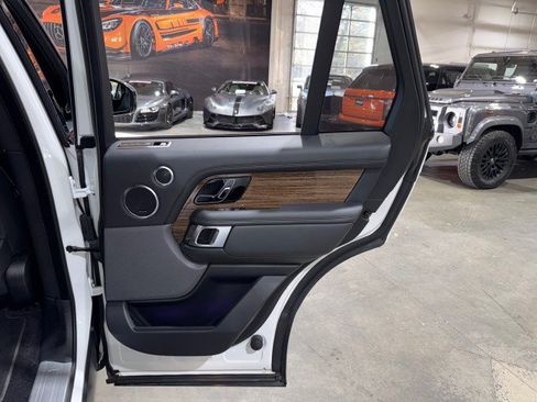 Used 2019 Land Rover Range Rover Supercharged AWD/4WD image 61