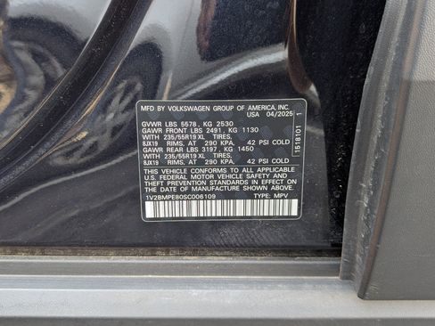 Used 2025 Volkswagen ID.4 Limited image 37